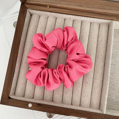 Barbie's Small Scrunchie